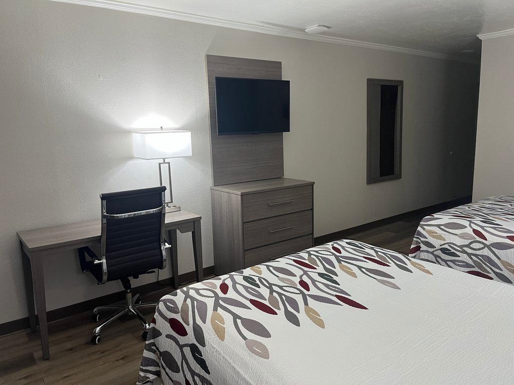 Red Roof Inn Madisonville Bagian luar foto