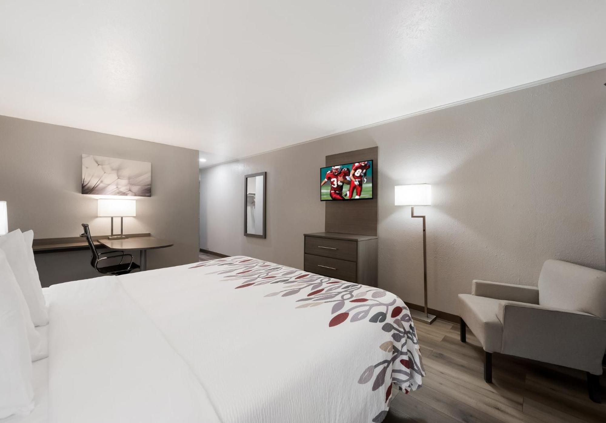 Red Roof Inn Madisonville Bagian luar foto